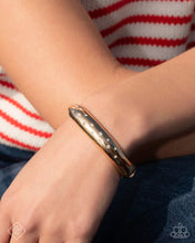 Load image into Gallery viewer, Glimpses of Malibu - Trend Blend Set - Paparazzi - Fashion Fix April 2025