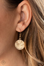 Load image into Gallery viewer, Sunset Sightings - September's Fashion Fix 2021 Complete Trend Blend