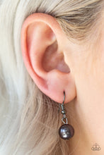 Load image into Gallery viewer, Party Pearls - Black - Barbara Towles Masterson's Store