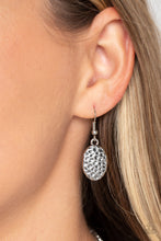 Load image into Gallery viewer, Badlands Border - Black Paparazzi Necklace