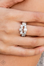 Load image into Gallery viewer, FASHION FIX FIERCELY 5TH AVENUE OCTOBER 2021 COMPLETE TREND BLEND