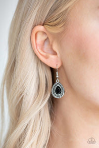 Sheen Queen - Black Necklace