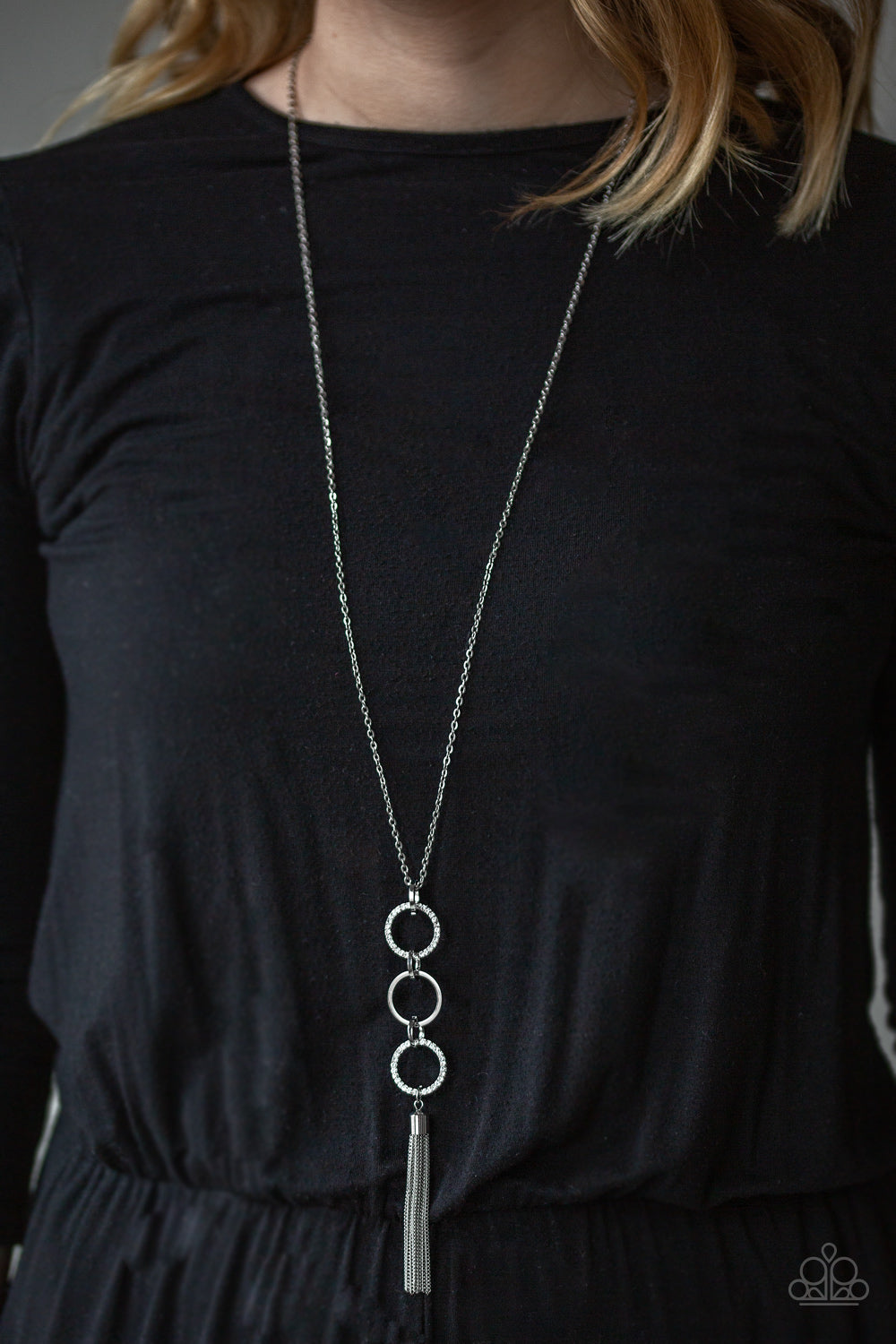 Diva In Diamonds - White Rhinestone Silver Circle Tassel Pendant Necklace