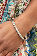 Load image into Gallery viewer, Sunset Sightings - Complete Trend Blend - December 2021 Fashion Fix
