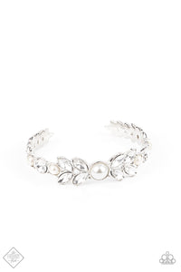 "REGAL REMINISCENCE" FASHION FIX WHITE BRACELET Fiercely 5th Avenue July 2021
