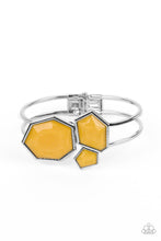 Load image into Gallery viewer, Tourist TRAPEZOID - Yellow Bead Silver Hinged Bracelet
