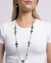 Load image into Gallery viewer, Elongated Elegance - Silver Disc Long Necklace
