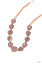 Load image into Gallery viewer, SCRATCHED SHOWTIME - BROWN PEARL DISC NECKLACE
