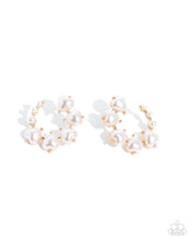 Load image into Gallery viewer, Castle Courting - Gold White Heart Pearl Circle Post Earrings
