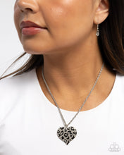 Load image into Gallery viewer, Cheetah Compound - Black and White Rhinestone Silver Heart Short Necklace
