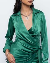 Load image into Gallery viewer, Affectionate Assist &amp; Assembly Necklace/Bracelet Complete Look
