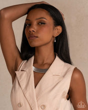 Load image into Gallery viewer, Fringe Formal - Silver Bar Short Necklace - 2025 EMP Exclusive Week 2
