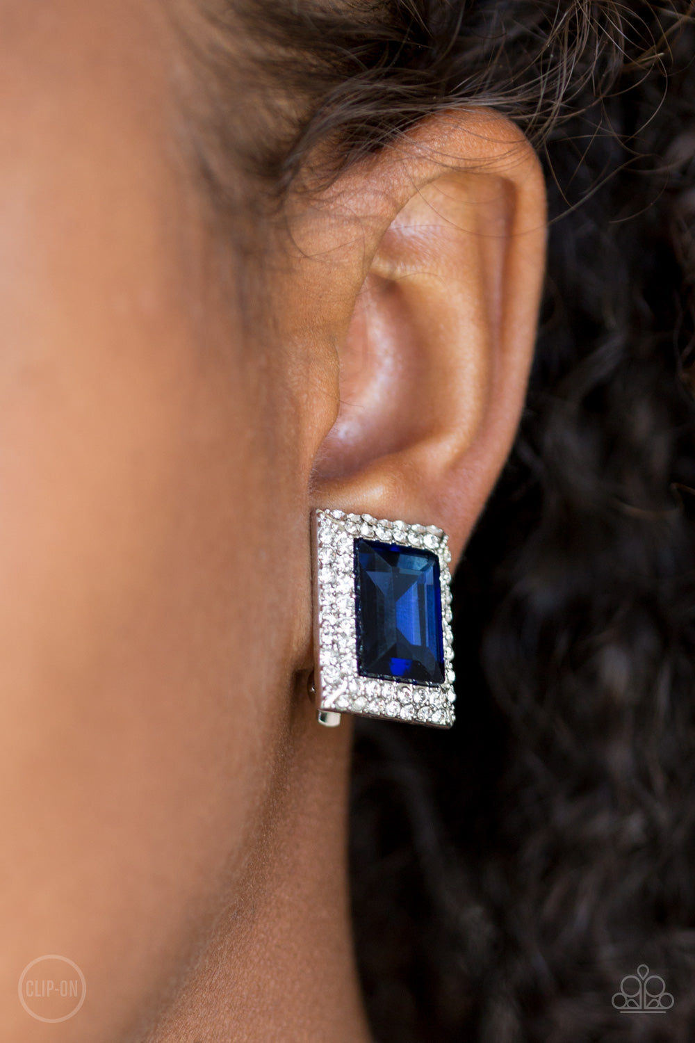 CROWNED COUTURE - PAPARAZZI - BLUE GEM WHITE RHINESTONE CLIP-ON EARRINGS