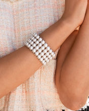 Load image into Gallery viewer, Ombre Overture - White Pearl Silver Stretchy Bracelet
