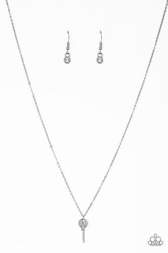 Key Figure- White and Silver Necklace - Barbara Towles Masterson's Store
