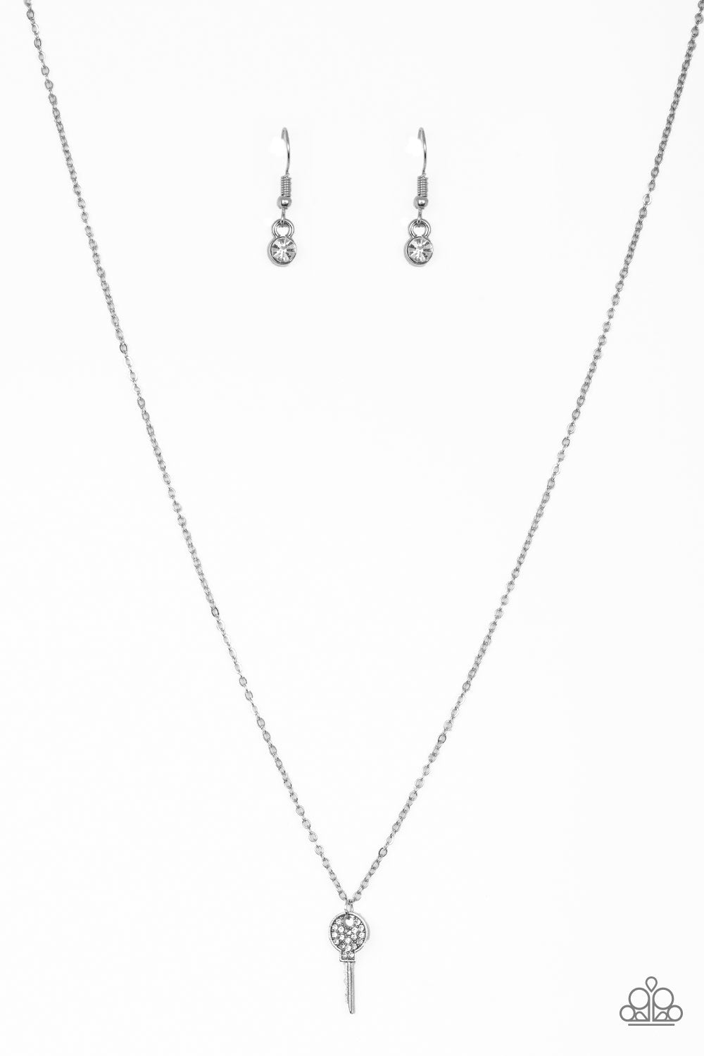 Key Figure- White and Silver Necklace - Barbara Towles Masterson's Store