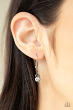 Load image into Gallery viewer, Deluxe Diadem - Black - Barbara Towles Masterson&#39;s Store
