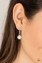 Load image into Gallery viewer, COUNTESS Your Blessings - White - Barbara Towles Masterson&#39;s Store
