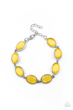 Load image into Gallery viewer, Smooth Move - Yellow - Barbara Towles Masterson&#39;s Store
