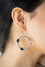 Load image into Gallery viewer, Glamorous Garland - Multi - Barbara Towles Masterson&#39;s Store

