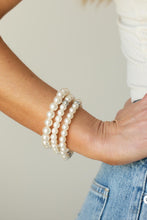 Load image into Gallery viewer, Here Comes The Heiress - White - Barbara Towles Masterson&#39;s Store
