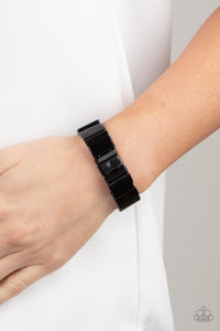 In Plain SIGHTSEER - Black - Barbara Towles Masterson's Store