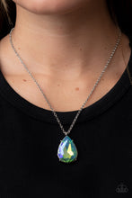 Load image into Gallery viewer, Illustrious Icon - Green - Barbara Towles Masterson&#39;s Store
