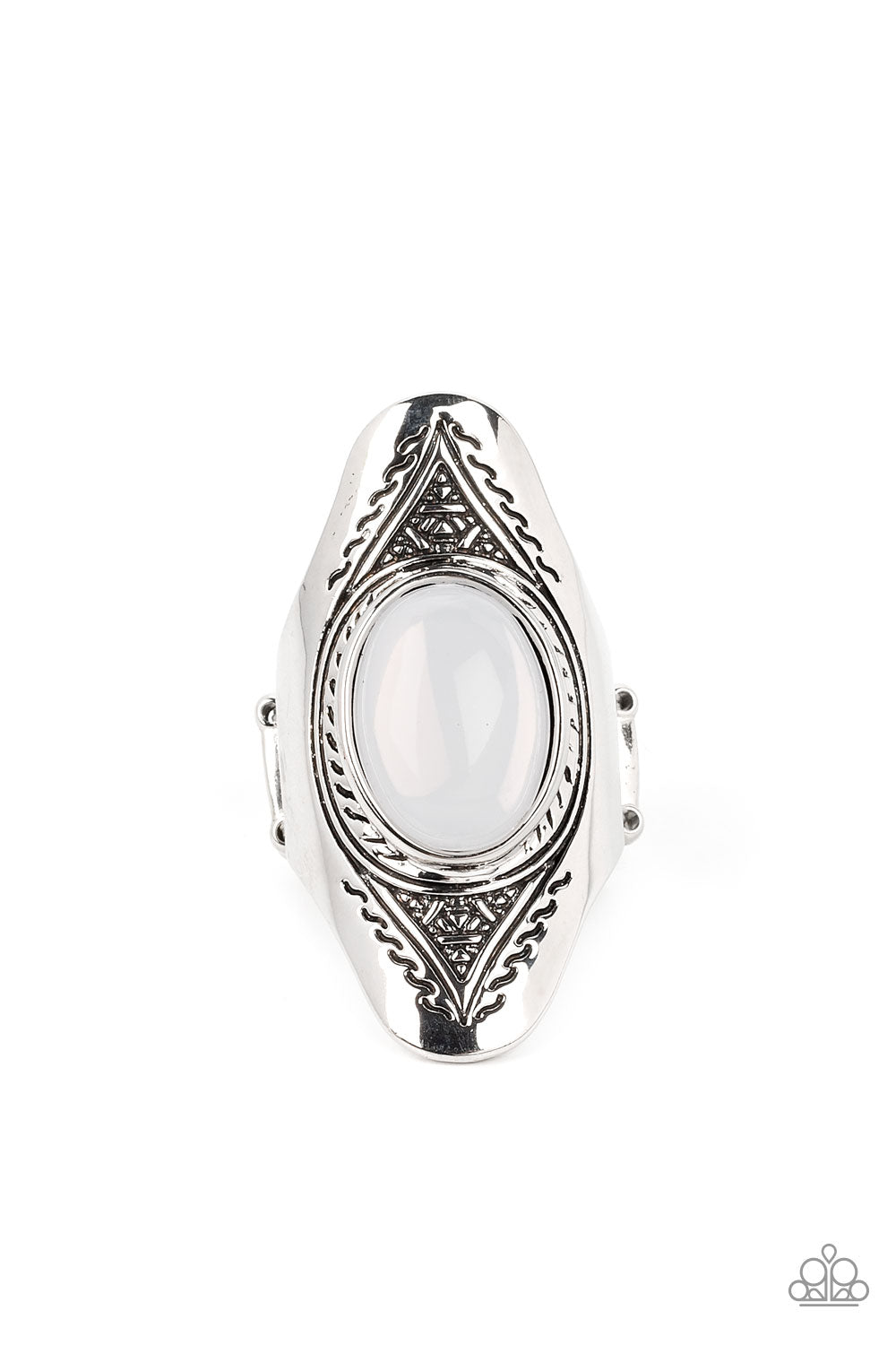 Pyramid Passage - White Paparazzi Ring