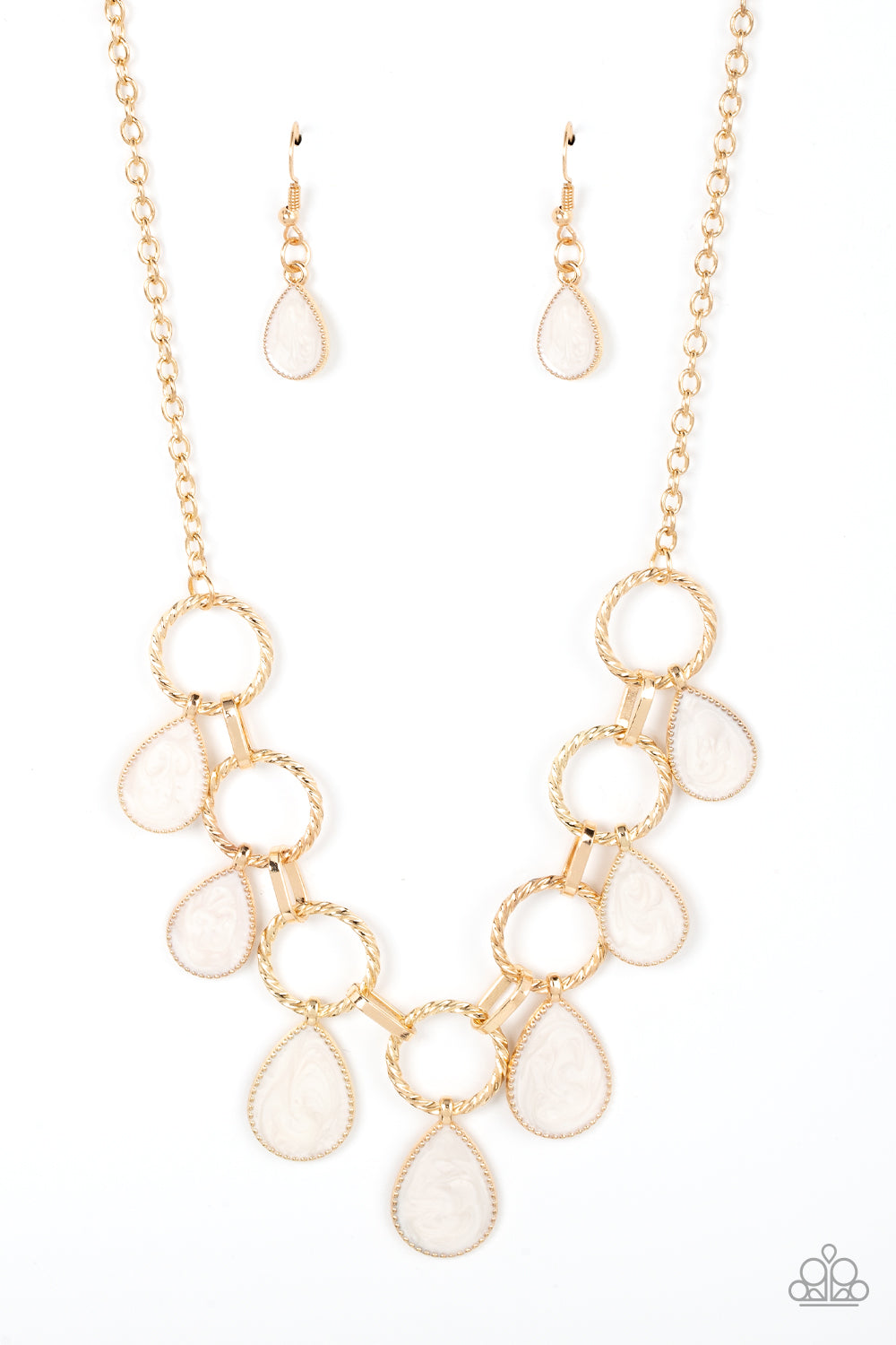 Golden Glimmer - Gold Paparazzi Necklace
