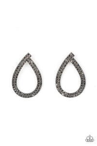 Diva Dust - Black Paparazzi Earrings