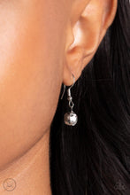Load image into Gallery viewer, Heart in My Throat - Multi Paparazzi Necklace
