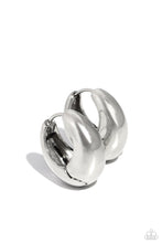 Load image into Gallery viewer, Boss BEVEL - Silver Earrings
