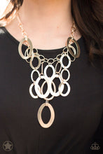 Load image into Gallery viewer, A Silver Spell Necklace Set - Barbara Towles Masterson&#39;s Store
