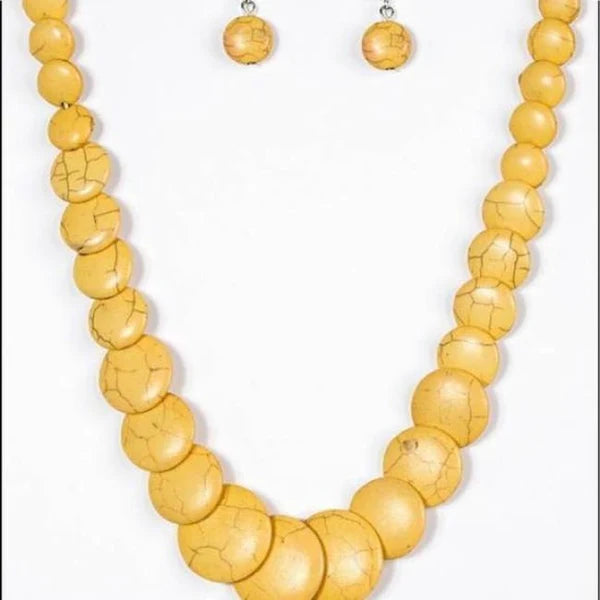 Desert Flats - Yellow Paparazzi Necklace